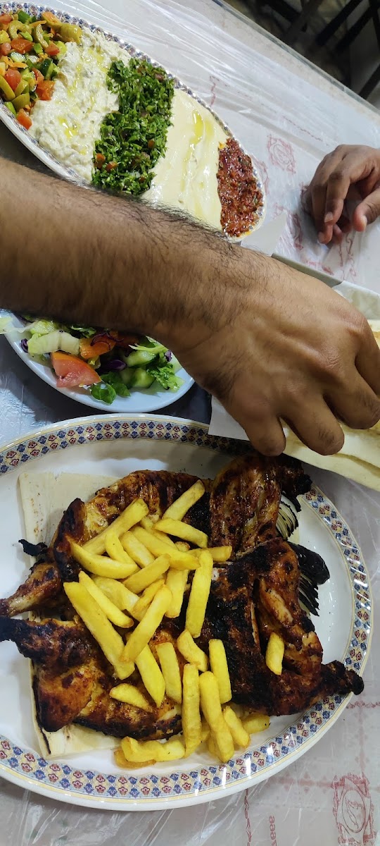 Al Hantour Restaurant-5